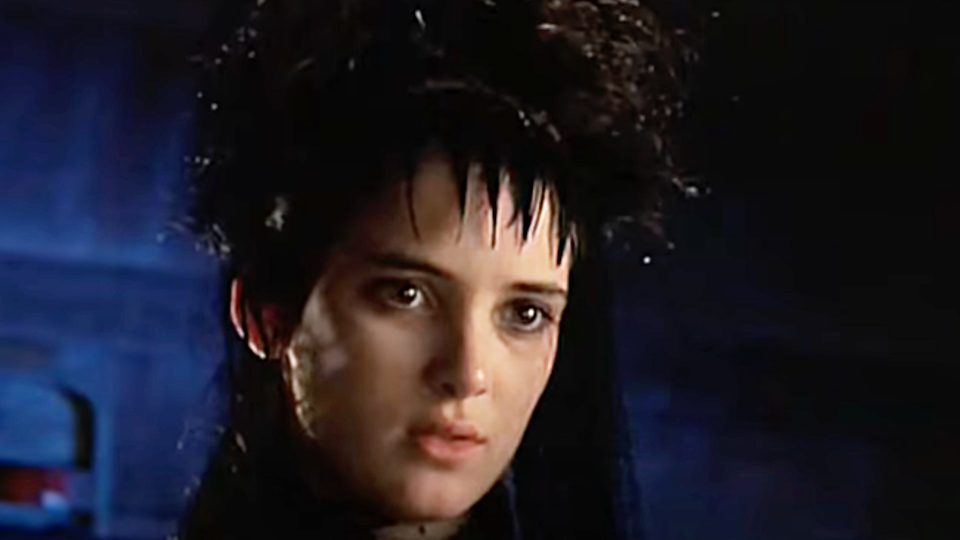 Lydia Deetz character with black hair