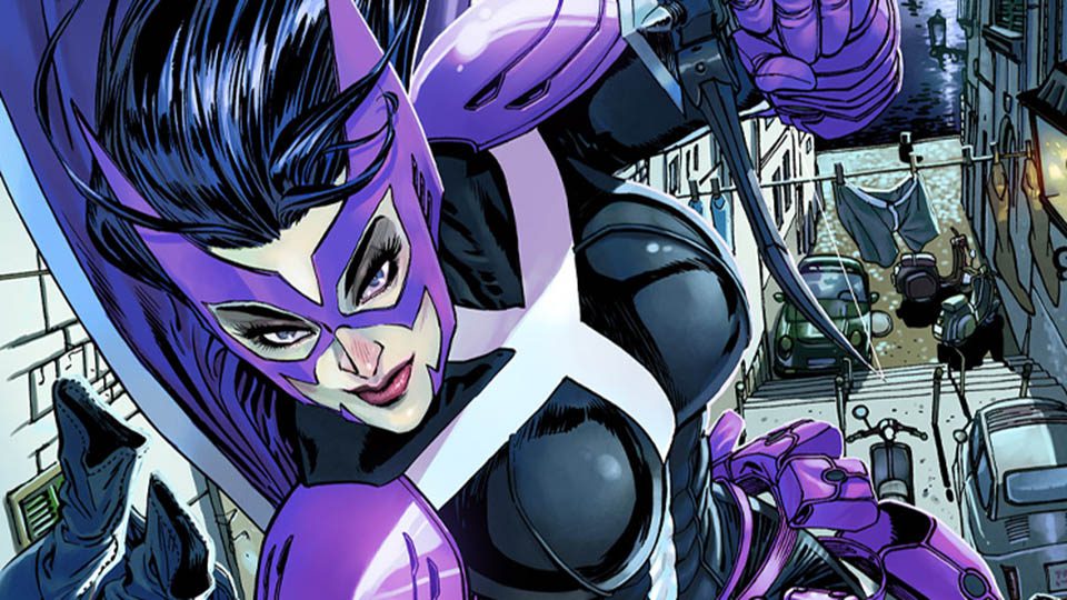 huntress  purple superhero