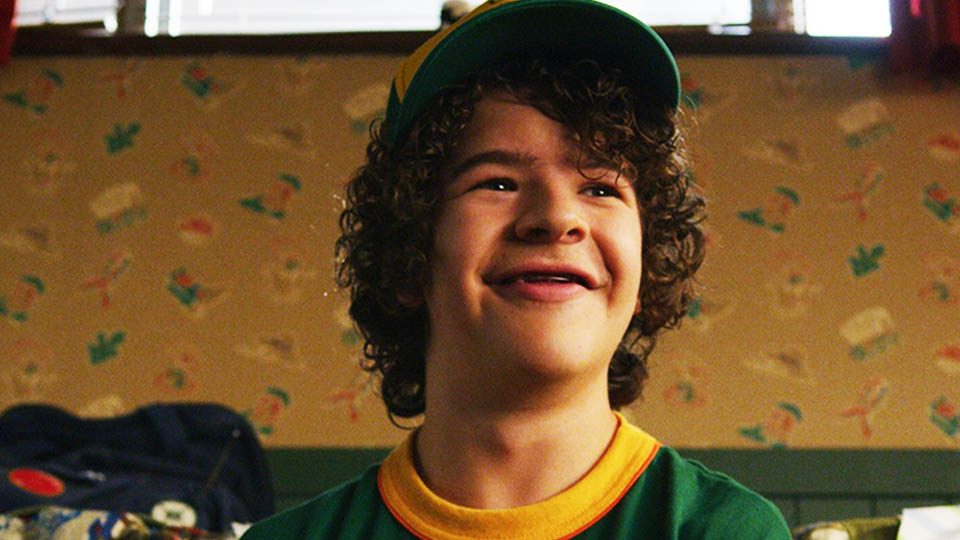 characters with curly hair dustin henderson