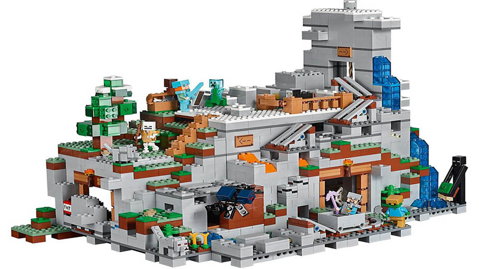 LEGO Minecraft The Mountain Cave - 21137 Lego set