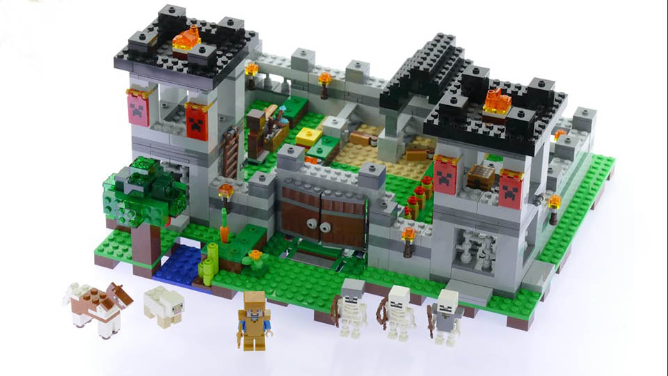 LEGO Minecraft The Fortress – 21127 set