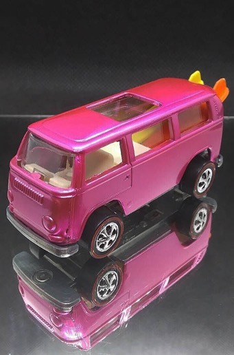 1969 Hot Wheels Pink VW Beach Bomb